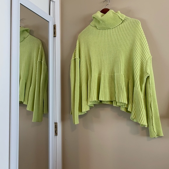 Free people turtleneck sweater - Blogger favorite - Picture 3 of 6